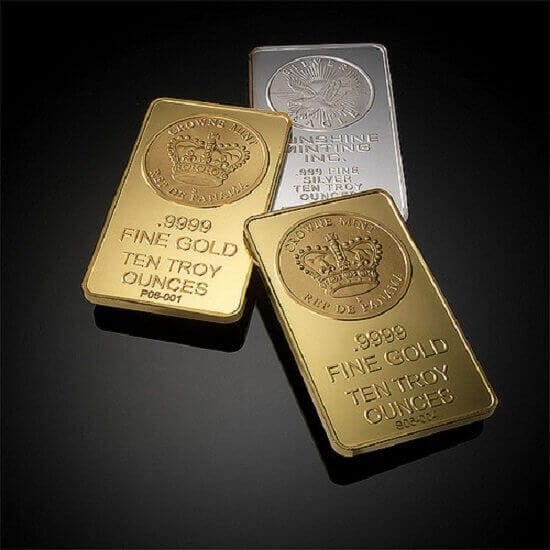 How do interest rates affect the price of gold