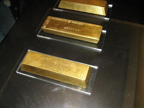 Call Physical Gold to buy gold bar bundles of 3,5 and 10